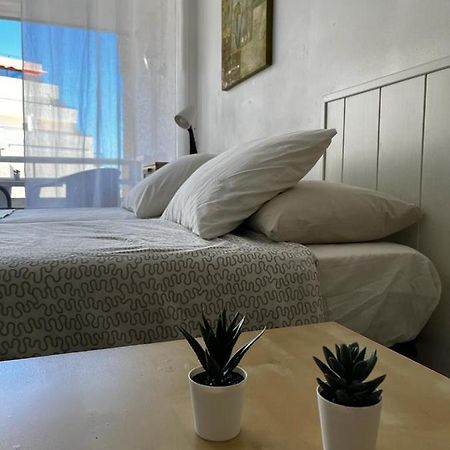 Borinquen Studio Apartment Playa Feñabe 외부 사진