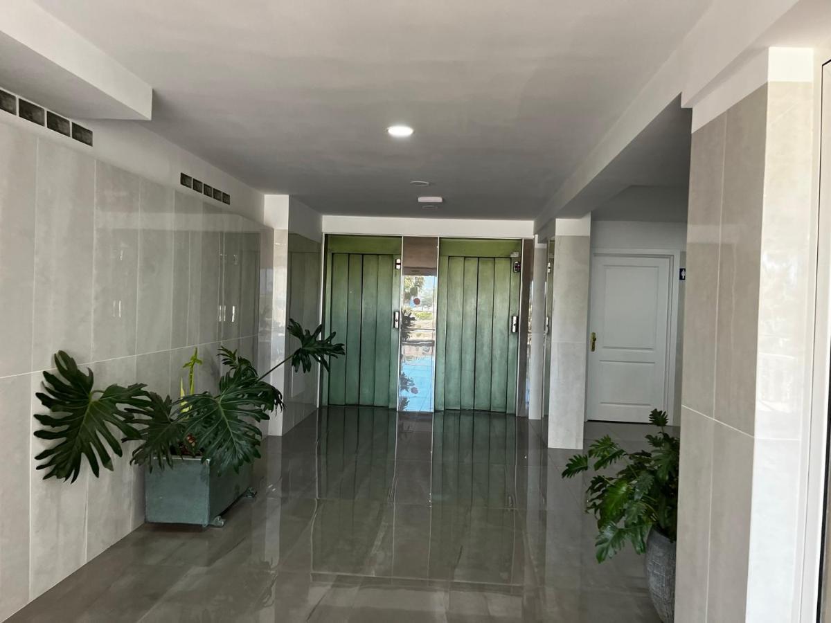 Borinquen Studio Apartment Playa Feñabe 외부 사진